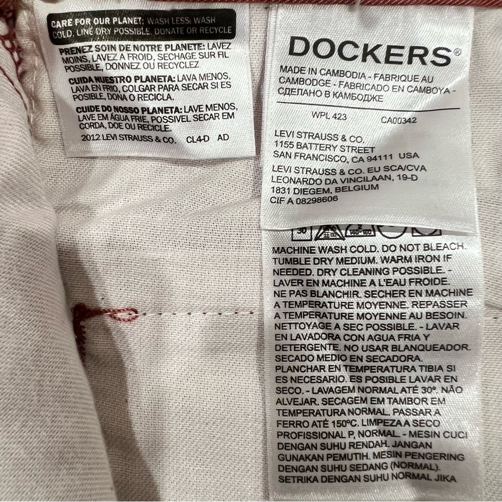 Dockers / Men's Rust Red Alpha Khaki Slim Tapered Fit Pants - Picture 5 of 10